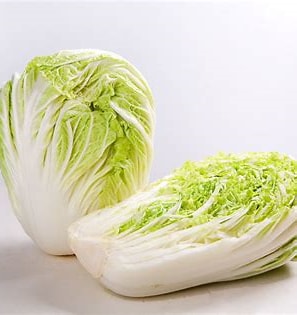 A variety of Chinese leafy greens