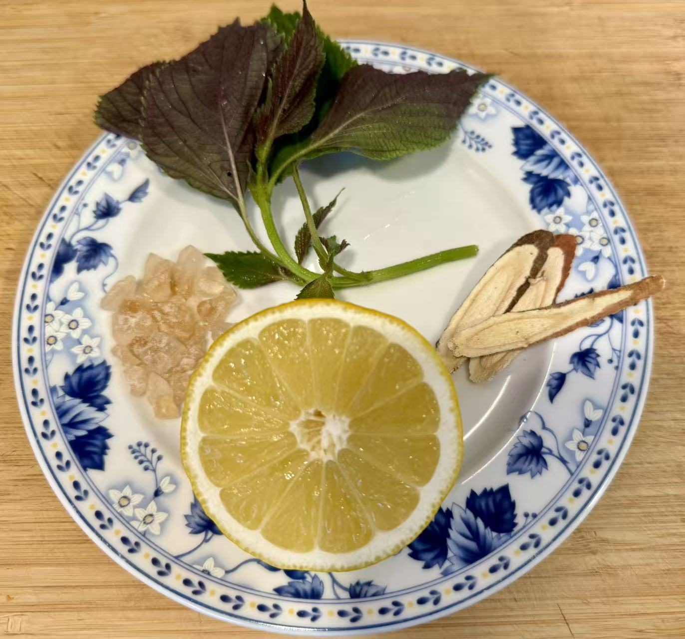 Ingredients for Zi Su Yin