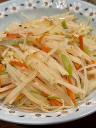 Cumin Shredded Potato Stir-Fry: Crisp, Vegan, and Ready in Minutes