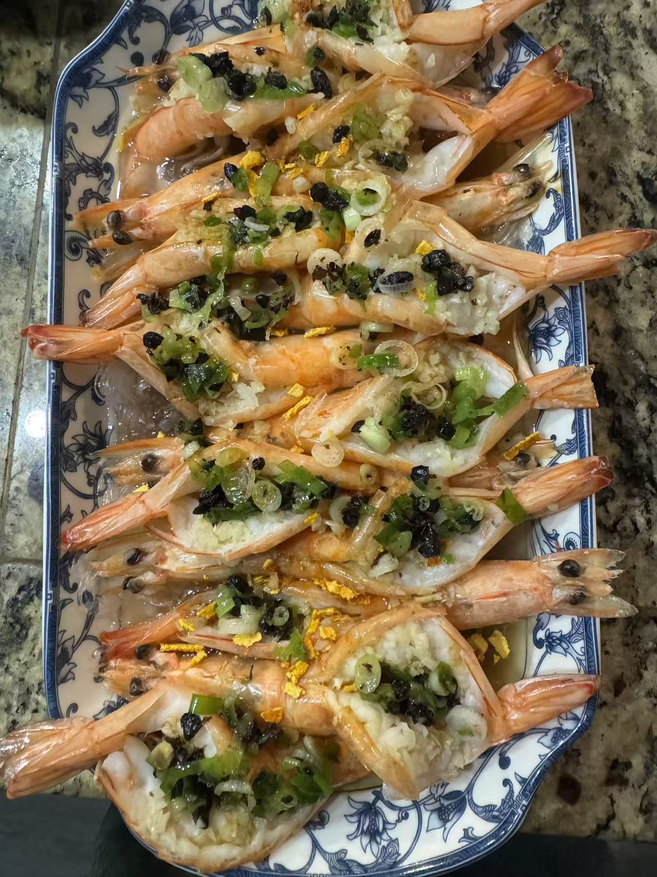 Steamed Garlic Shrimp over Glass Noodles